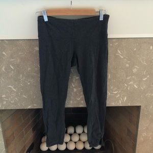 Sz8 Crop Capris Lululemon Cinched Gray Yoga Pants